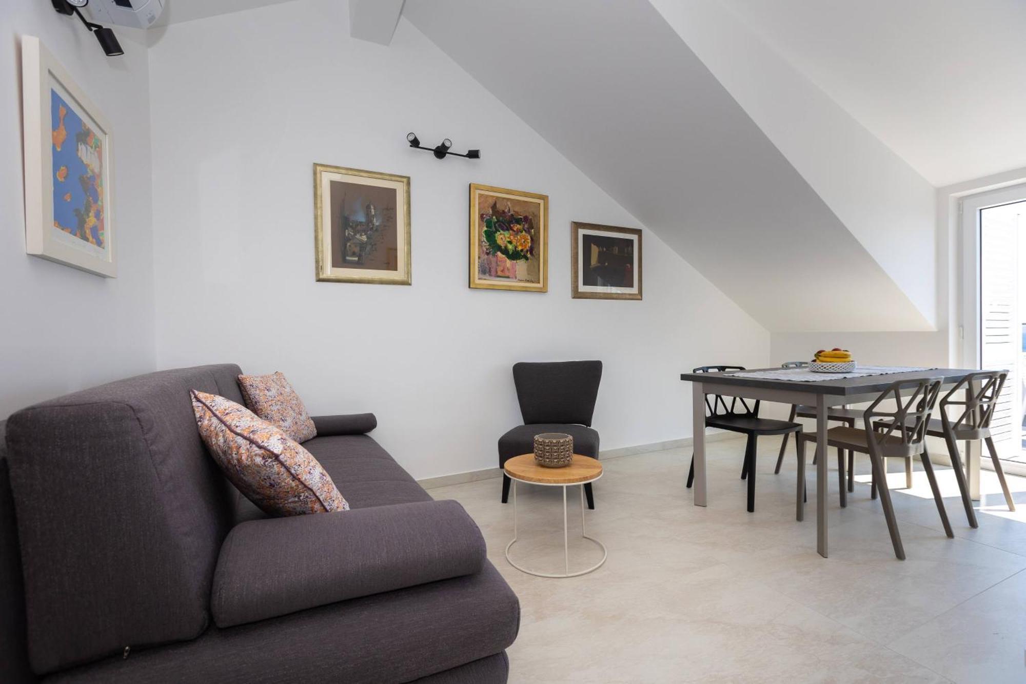 Tomas Deluxe Apartment